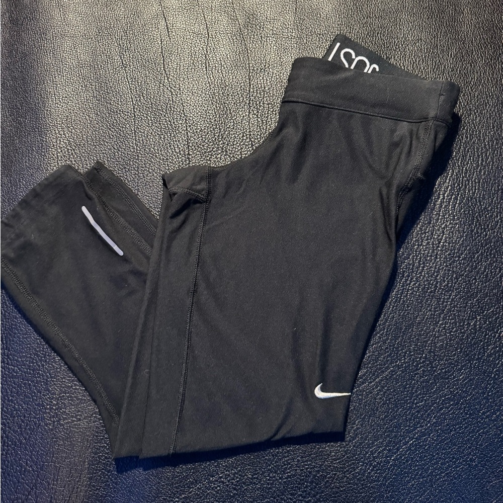 XS women’s Nike dri-fit capri leggings